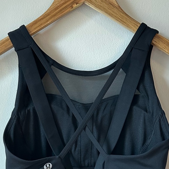 lululemon Breathe It In Bra Black Mesh C/D Cup Size 6 New With Tags - Picture 5 of 9